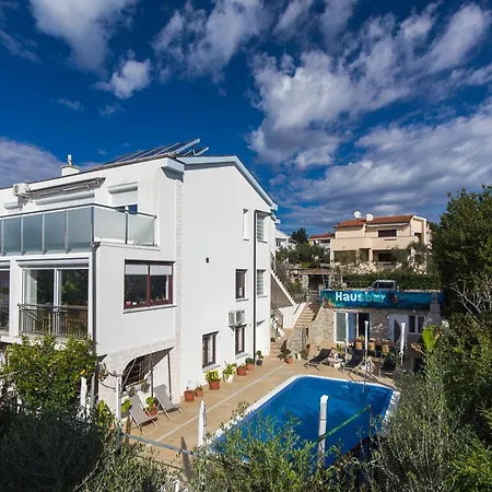 Koralj 3 With A Heated Pool Διαμέρισμα