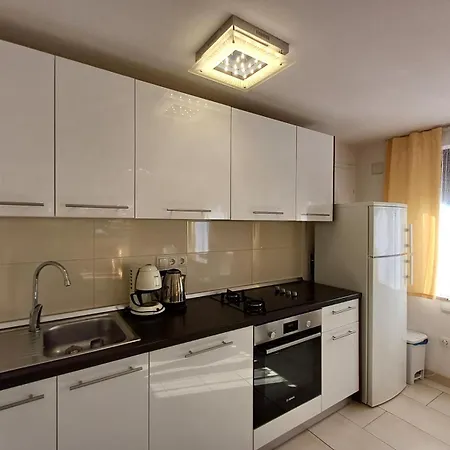 Koralj 3 With A Heated Pool *